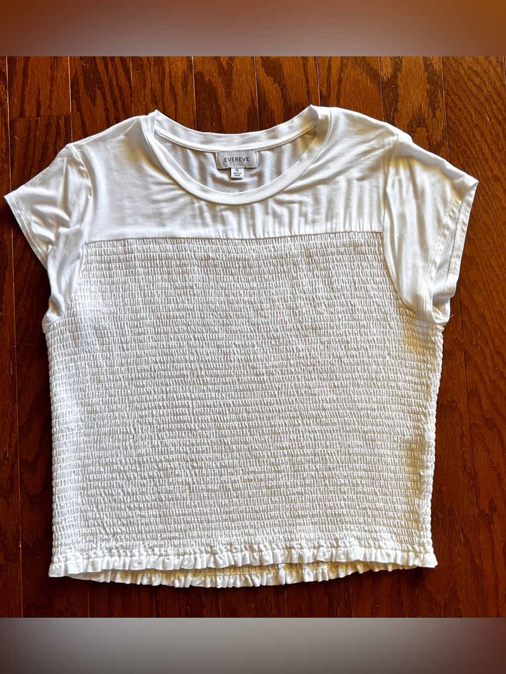 Evereve White Women's Smocked Top Size Large